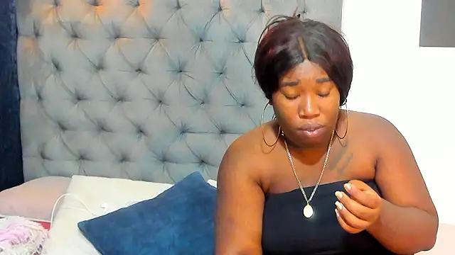 nahiroby ebony online show from 21, 2, 2026