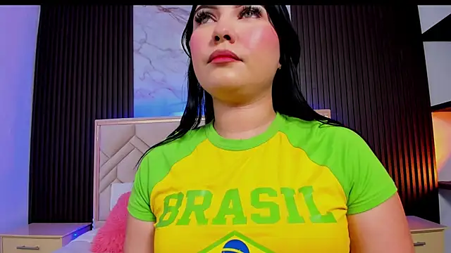 MiaaFarrel online show from 15, 12, 2025