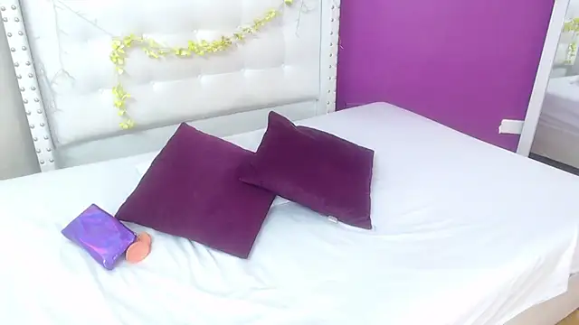 fat naughtyass online show from 19, 9, 2025