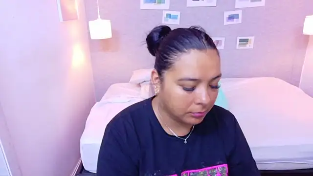 fat naughtyass online show from 13, 4, 2026