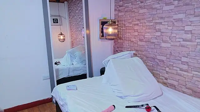 Martina thompson69 online show from 9, 1, 2026