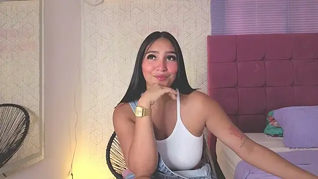 Snapshot of elzafuentes1 chatting on 8, 7, 2026 elzafuentes1 online show from 8, 7, 2026