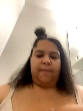 Snapshot of wishuhope4 chatting on 5, 1, 2026 wishuhope4 online show from 5, 1, 2026