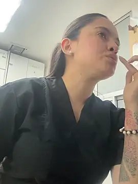 marianm29 online show from 10, 4, 2026