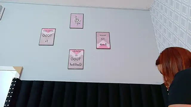 Snapshot of mamaneedsfun chatting on 7, 5, 2026 mamaneedsfun online show from 7, 5, 2026