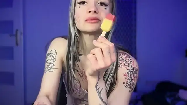 FluffySlutt online show from 11, 3, 2026