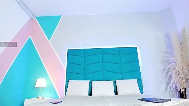 mara winters  online show from 11, 11, 2025