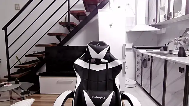 Snapshot of RyanStorm_ chatting on 12, 10, 2025 RyanStorm online show from 12, 10, 2025