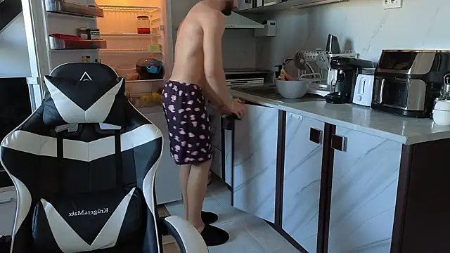 Snapshot of RyanStorm_ chatting on 4, 11, 2025 RyanStorm online show from 4, 11, 2025