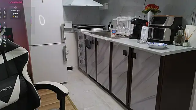 Snapshot of RyanStorm_ chatting on 8, 11, 2025 RyanStorm online show from 8, 11, 2025