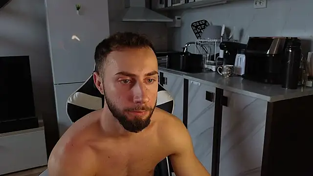 Snapshot of RyanStorm_ chatting on 11, 11, 2025 RyanStorm online show from 11, 11, 2025