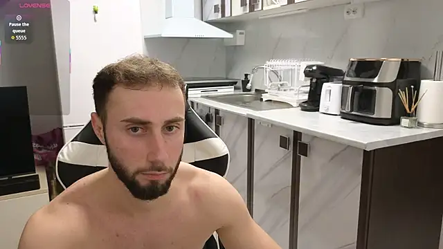 Snapshot of RyanStorm_ chatting on 18, 11, 2025 RyanStorm online show from 18, 11, 2025