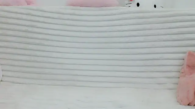 Snapshot of Emmahahaha17 chatting on 4, 2, 2026 Emmahahaha17 online show from 4, 2, 2026