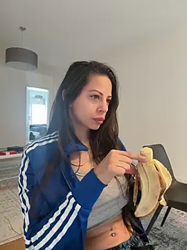 Snapshot of Teparolaverga1990 chatting on 27, 3, 2026 Teparolaverga1990 online show from 27, 3, 2026