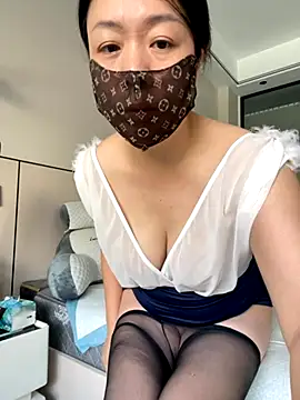 300-AMAM online show from 12, 10, 2025