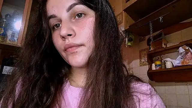 DierdreCousineau online show from 23, 10, 2025