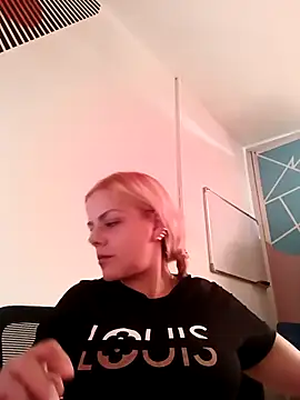 Snapshot of Alanna_Grays chatting on 26, 11, 2025 Alanna Grays online show from 26, 11, 2025