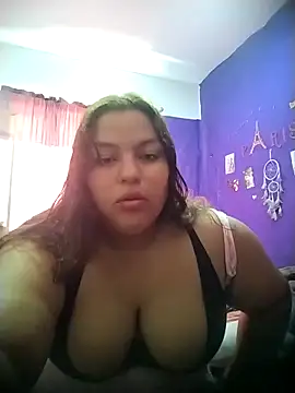 Snapshot of Princesacurvy chatting on 9, 9, 2025 Princesacurvy online show from 9, 9, 2025