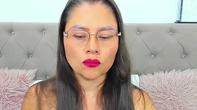 Isbettyche online show from 29, 3, 2026