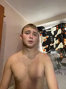 Snapshot of Luka_Belton chatting on 15, 10, 2025 Luka Belton online show from 15, 10, 2025