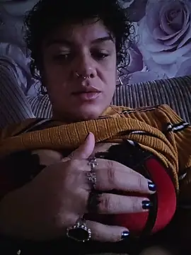 GoddessChantelle online show from 18, 11, 2025