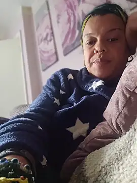 Snapshot of GoddessChantelle chatting on 21, 4, 2026 GoddessChantelle online show from 21, 4, 2026