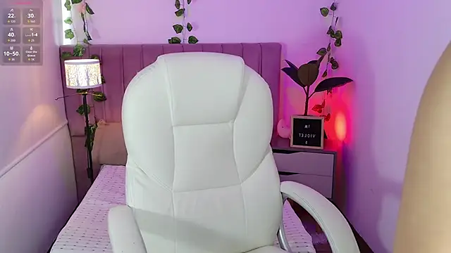 VioletBlacke  online show from 6, 11, 2025