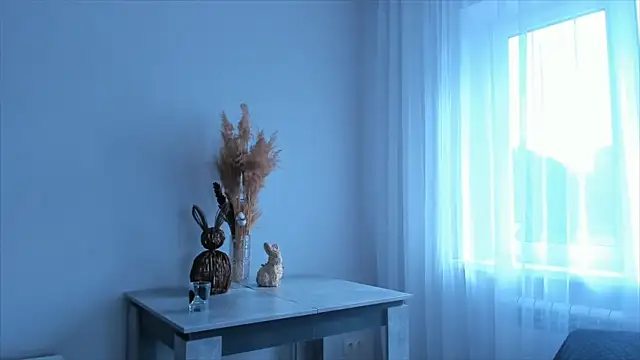 Orivienne online show from 9, 9, 2025