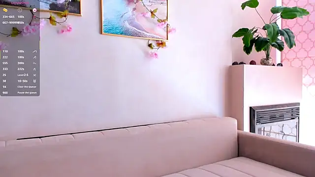 Orivienne online show from 15, 9, 2025