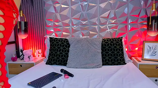 AshleyBaker1 online show from 7, 11, 2025