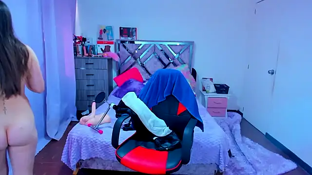 Luna Analya online show from 14, 12, 2025