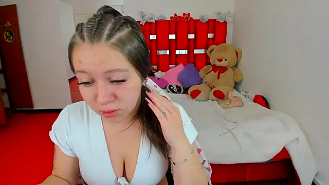 Snapshot of Luna_Analya chatting on 11, 7, 2026 Luna Analya online show from 11, 7, 2026