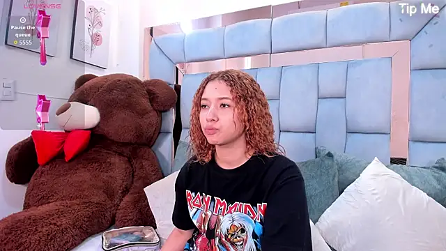 Snapshot of megannherrera chatting on 10, 6, 2026 megannherrera online show from 10, 6, 2026