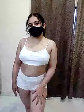 Snapshot of sexy_aaliya_hamidi chatting on 7, 10, 2025 sexy aaliya hamidi online show from 7, 10, 2025