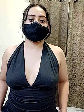 Snapshot of sexy_aaliya_hamidi chatting on 8, 10, 2025 sexy aaliya hamidi online show from 8, 10, 2025