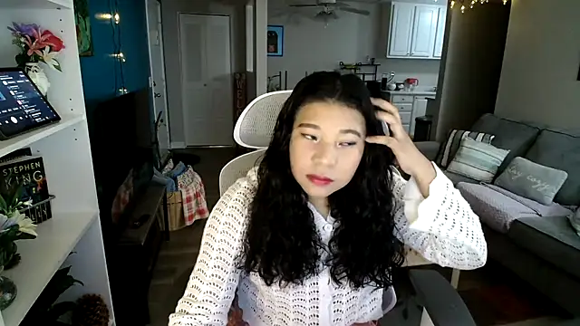 Snapshot of SHEILYN_ chatting on 24, 4, 2026 SHEILYN online show from 24, 4, 2026