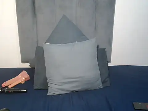 GorillaGripCunt77 online show from 27, 11, 2025