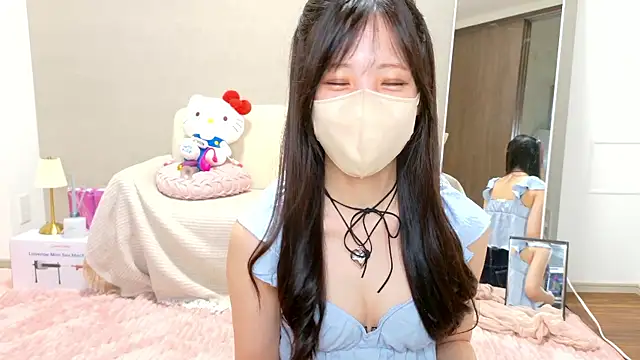 Snapshot of riri__nyan_o0 chatting on 21, 6, 2026 riri nyan o0 online show from 21, 6, 2026