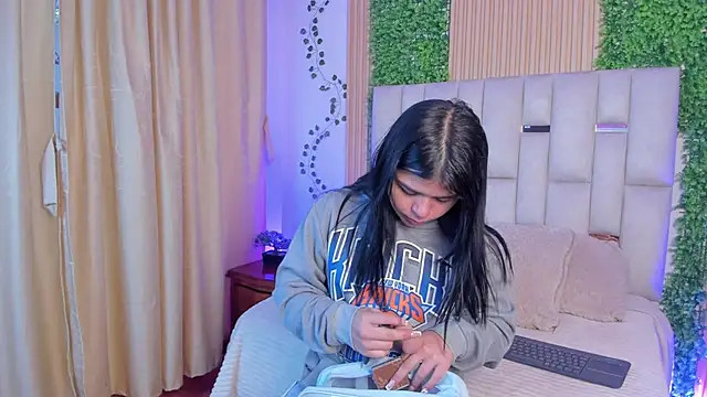 Jade Nmm online show from 7, 2, 2026