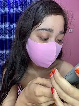 maya-Couple19 online show from 9, 4, 2026