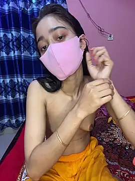 maya-Couple19 online show from 11, 4, 2026