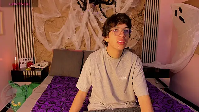 Desire Ecstasy online show from 1, 11, 2025