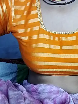 Snapshot of Hut_rotu_cute chatting on 11, 9, 2025 Hut rotu cute online show from 11, 9, 2025