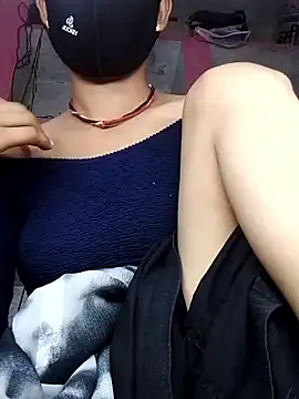 Snapshot of Hut_rotu_cute chatting on 15, 9, 2025 Hut rotu cute online show from 15, 9, 2025