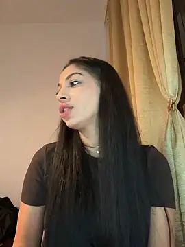 Bella Vixen  online show from 15, 10, 2025