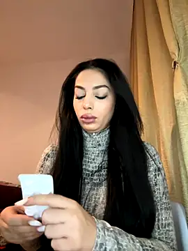 Bella Vixen  online show from 31, 10, 2025