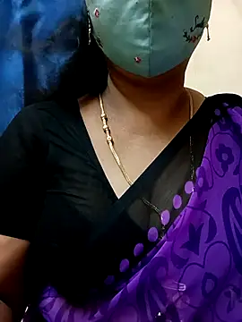 Snapshot of sushma26 chatting on 21, 7, 2026 sushma26 online show from 21, 7, 2026
