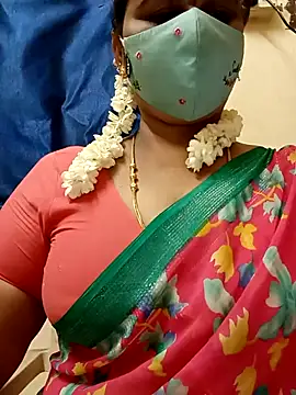 Snapshot of sushma26 chatting on 24, 7, 2026 sushma26 online show from 24, 7, 2026