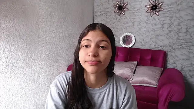 Evagirl69 online show from 7, 4, 2026