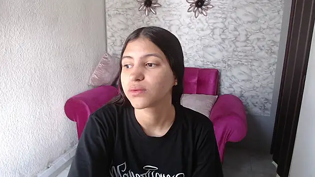 Evagirl69 online show from 10, 4, 2026